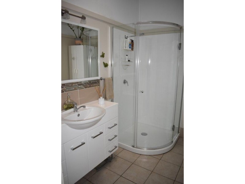 33 King Street Yeoval via, Wellington NSW 2820