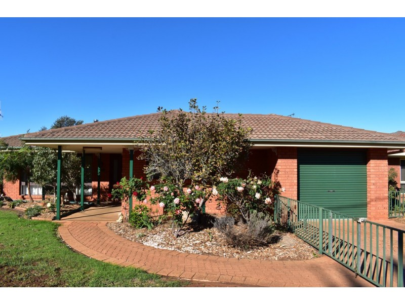 71 Warne Street, Wellington NSW 2820