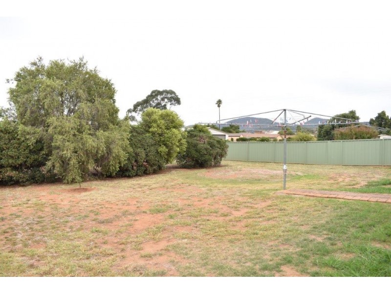 71 Warne Street, Wellington NSW 2820