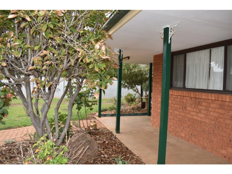 71 Warne Street, Wellington NSW 2820