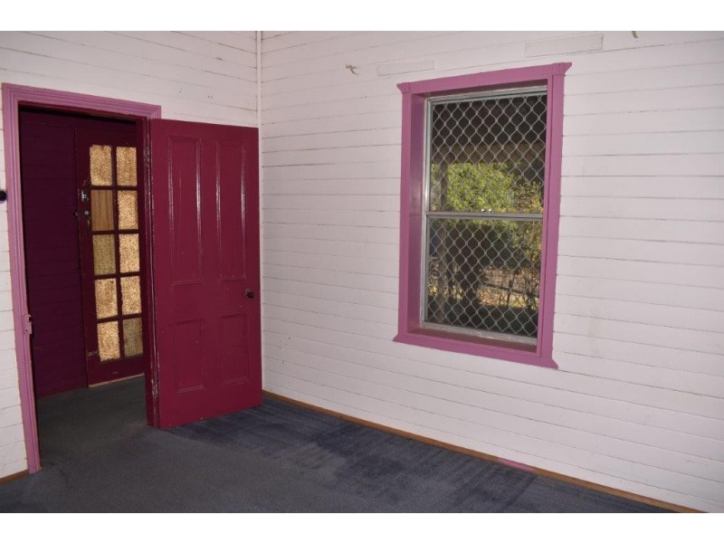 58 Whiteley Street, Wellington NSW 2820