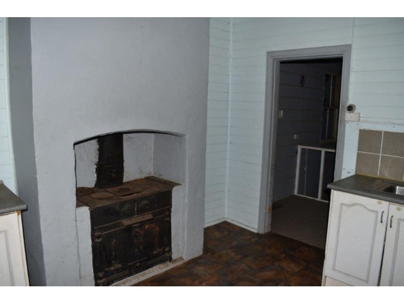 58 Whiteley Street, Wellington NSW 2820