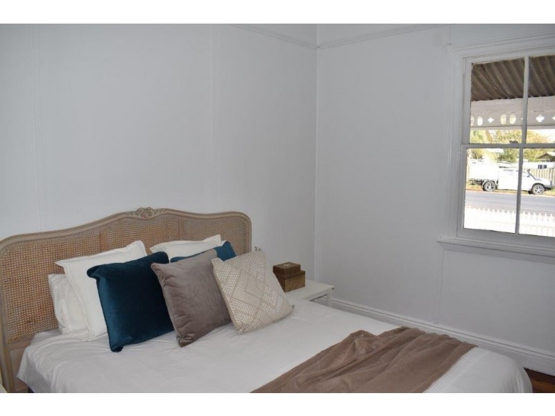 44 Arthur Street, Wellington NSW 2820