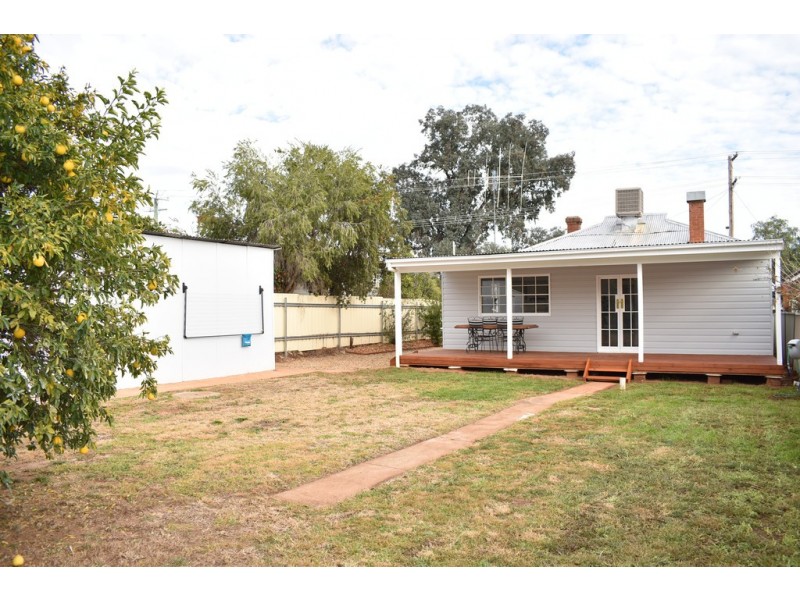 44 Arthur Street, Wellington NSW 2820