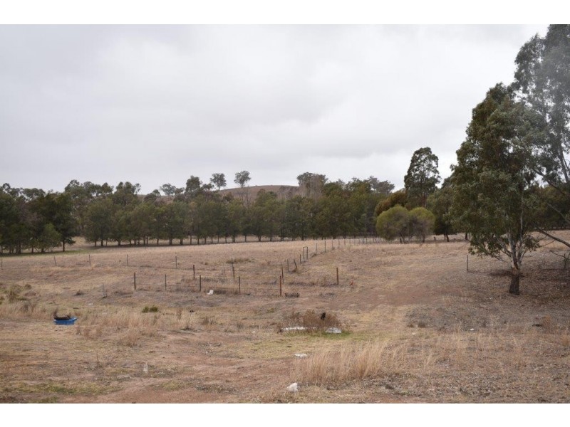 34 Katella Place, Mumbil NSW 2820