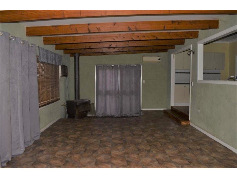 10 King Street Yeoval via, Wellington NSW 2820