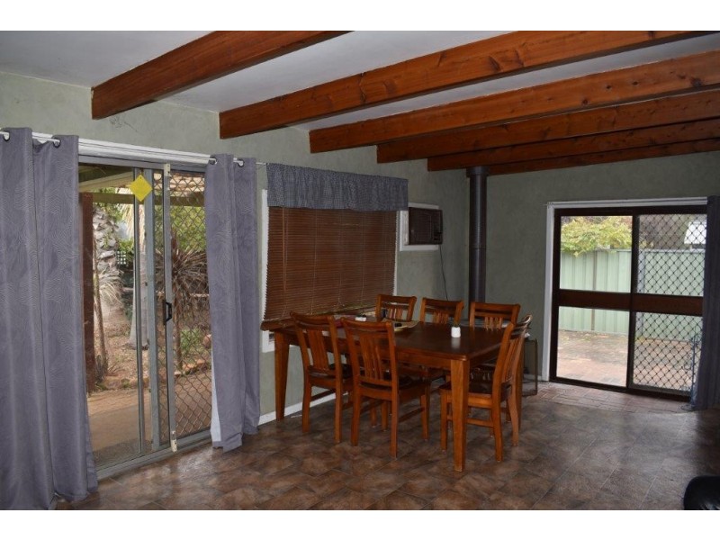 10 King Street Yeoval via, Wellington NSW 2820