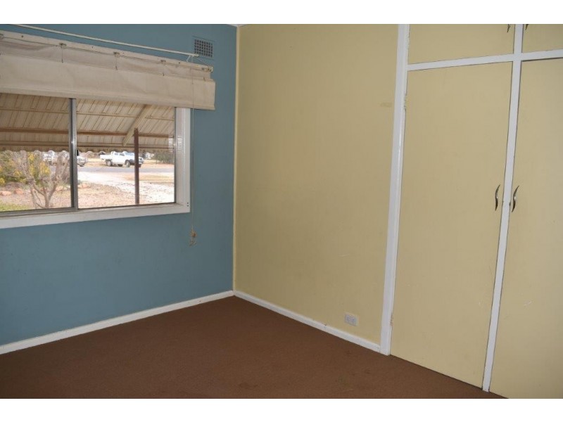 10 King Street Yeoval via, Wellington NSW 2820