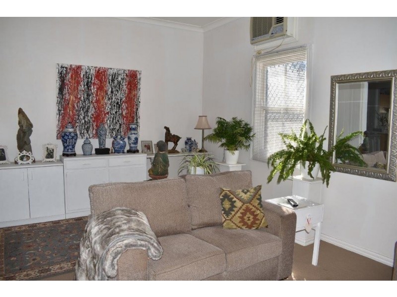 33 Arthur Street, Wellington NSW 2820