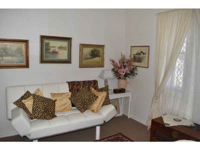 33 Arthur Street, Wellington NSW 2820