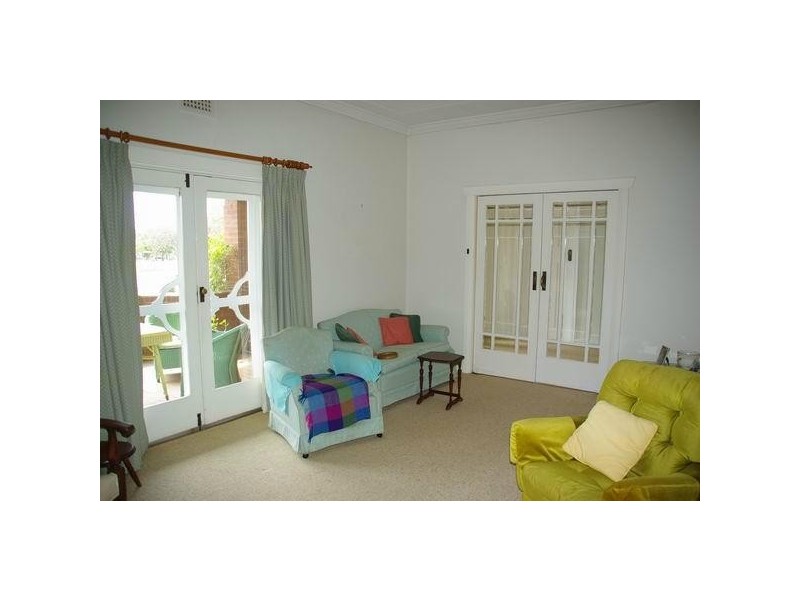 103 Gisborne Street, Wellington NSW 2820