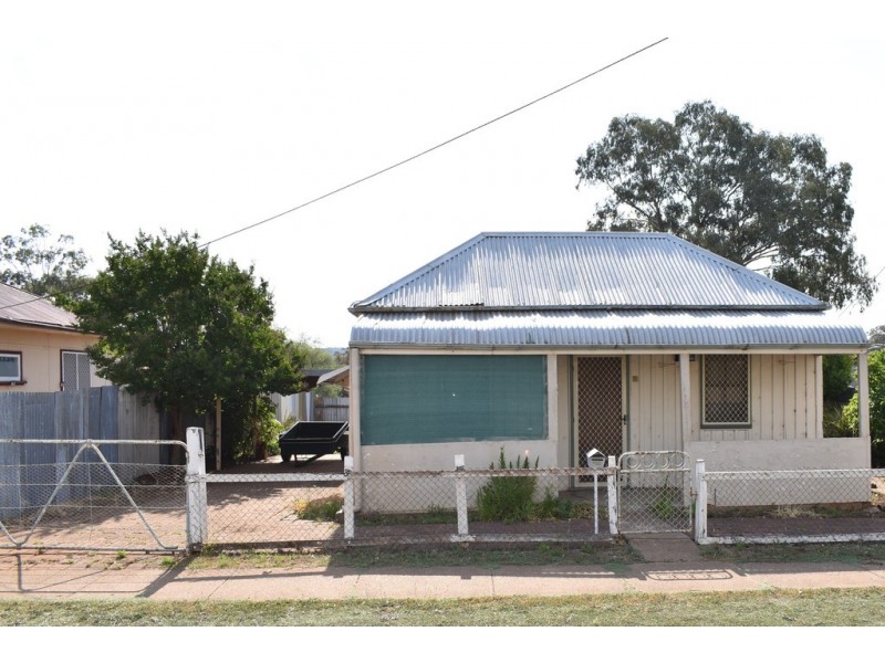 105 Pierce Street, Wellington NSW 2820