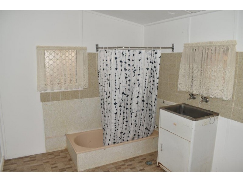 105 Pierce Street, Wellington NSW 2820