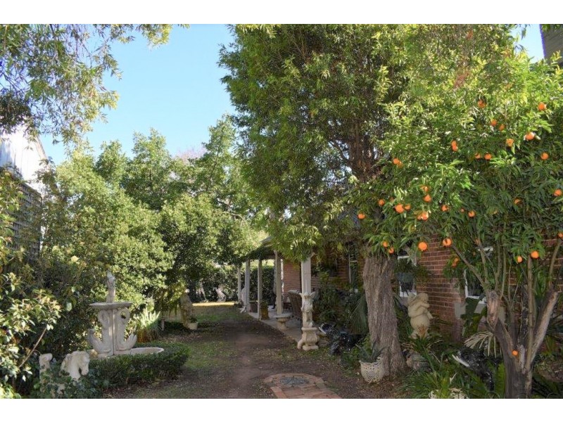 110 Warne Street, Wellington NSW 2820