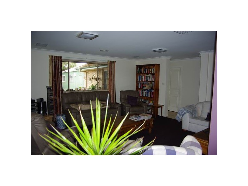 2 Ford Street, Wellington NSW 2820