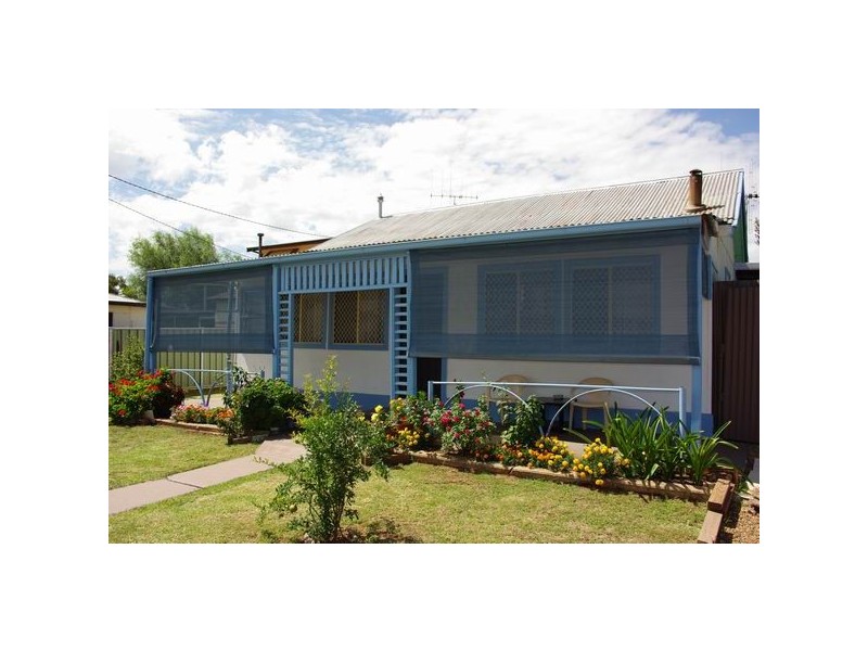 10 Parkes Street, Wellington NSW 2820