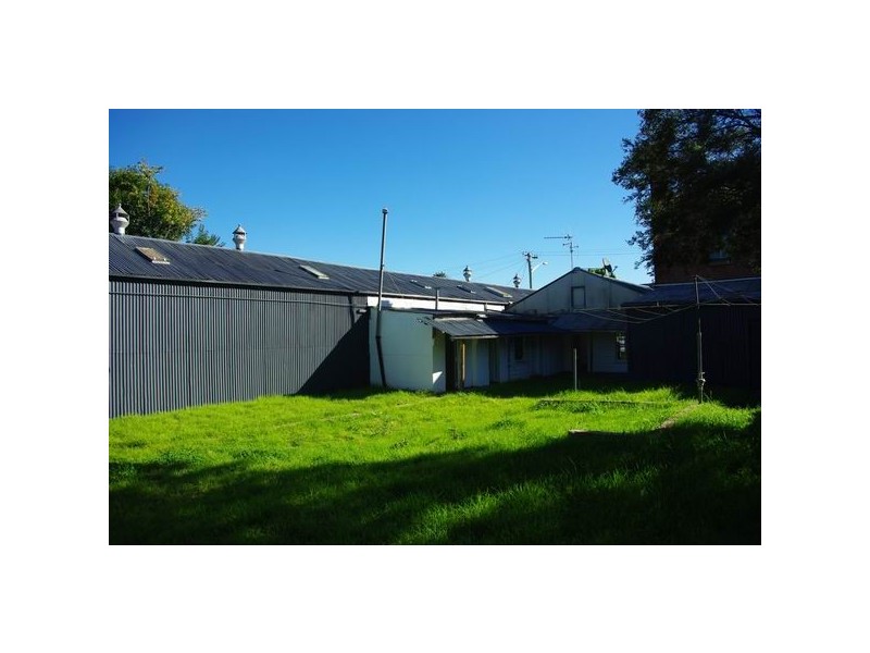 98-102 Lee Street, Wellington NSW 2820