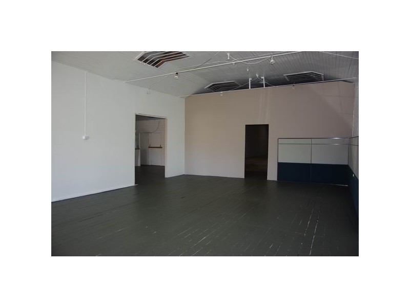 98-102 Lee Street, Wellington NSW 2820