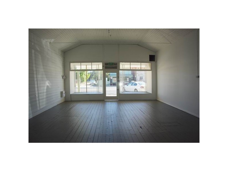 98-102 Lee Street, Wellington NSW 2820