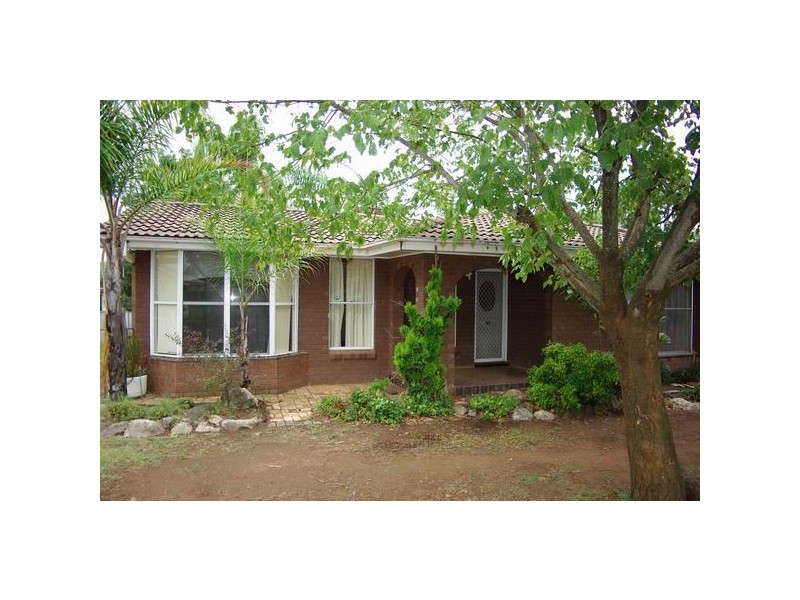 26 Reid Street, Wellington NSW 2820