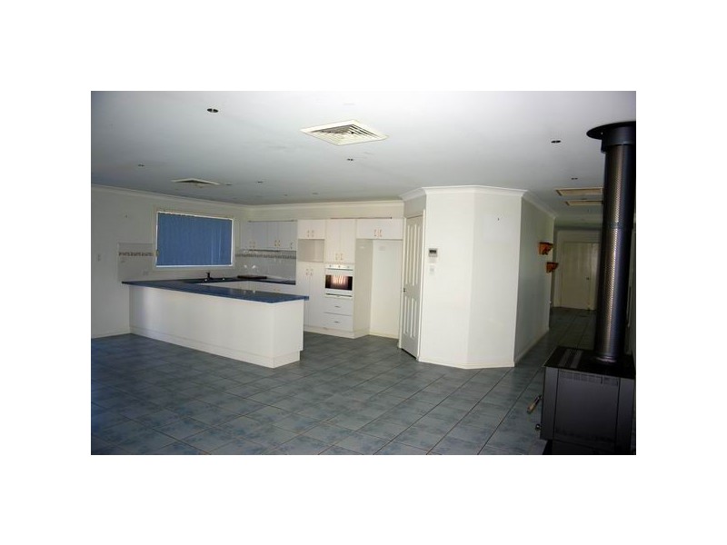 2 Tristania Street, Wellington NSW 2820