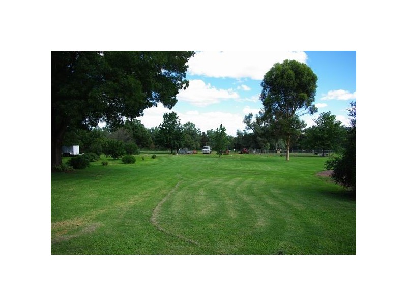 71 Montefiores Street, Wellington NSW 2820