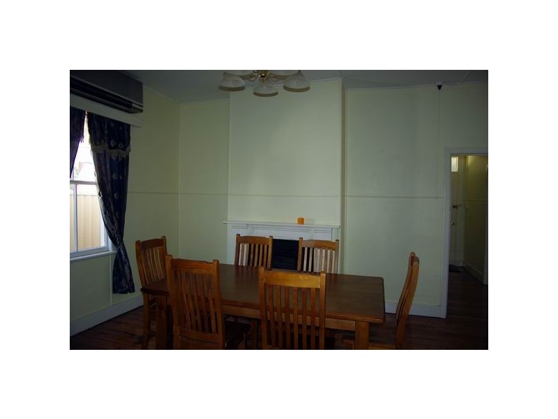 40 Simpson Street, Wellington NSW 2820