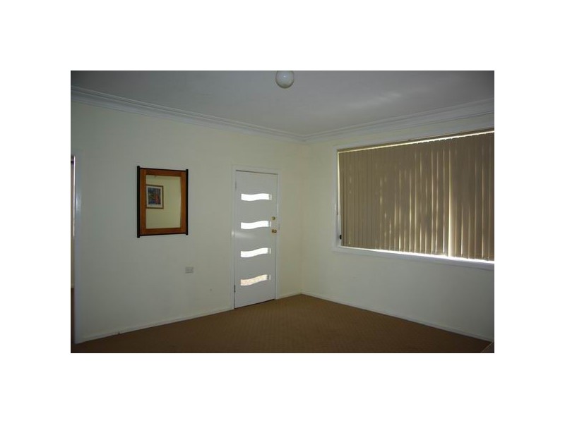 9 Glasson Street, Wellington NSW 2820