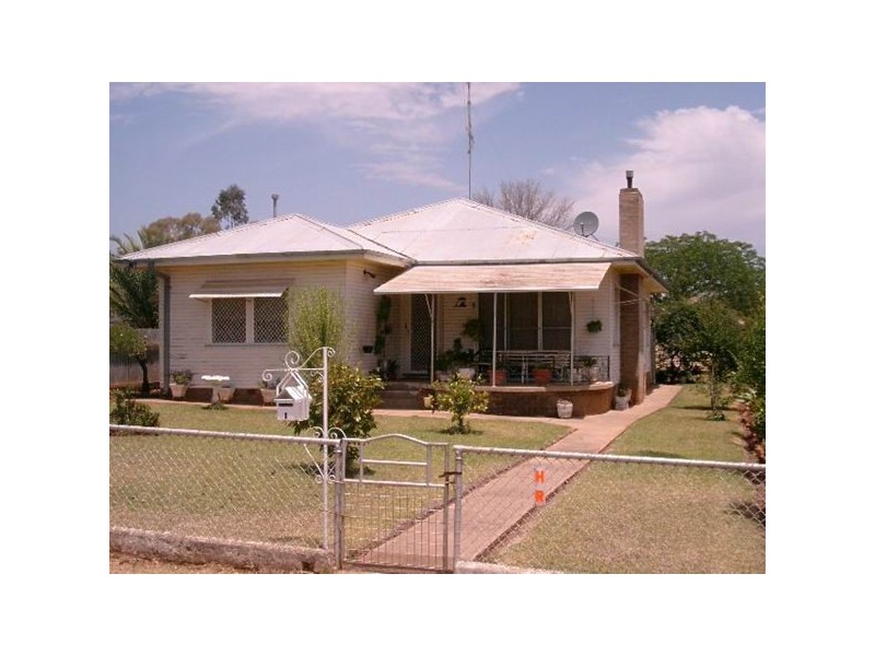 1 Dibbs Street, Wellington NSW 2820