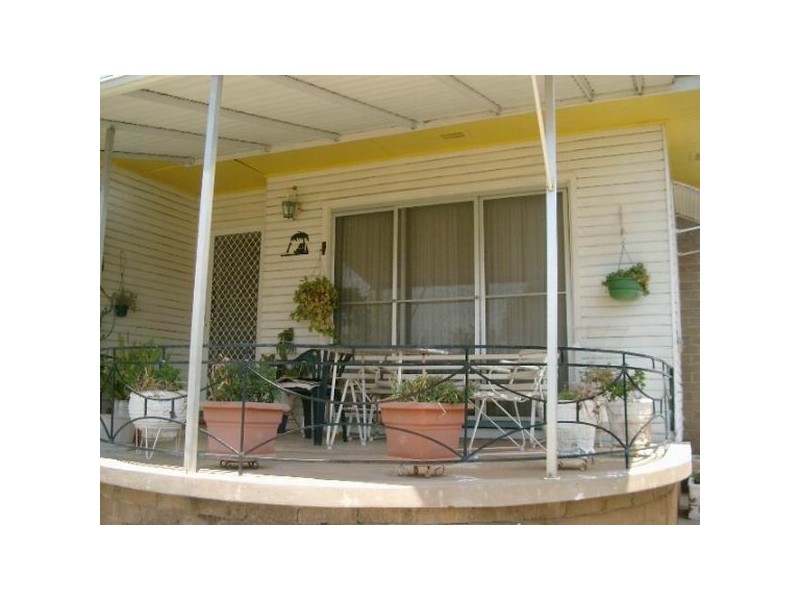 1 Dibbs Street, Wellington NSW 2820