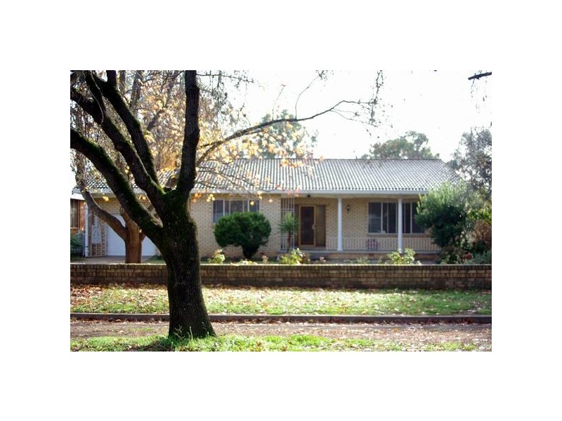 78 Gobolion Street, Wellington NSW 2820