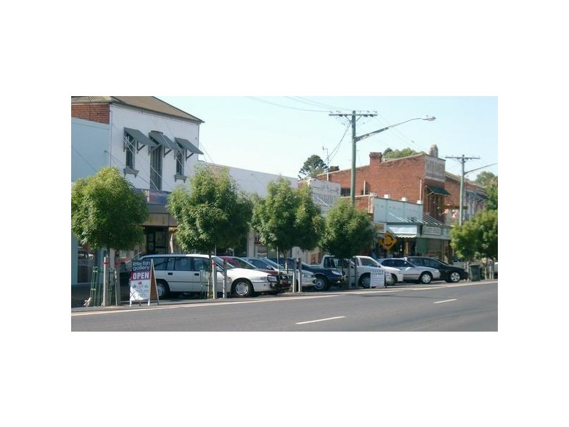 98-102 Lee Street, Wellington NSW 2820