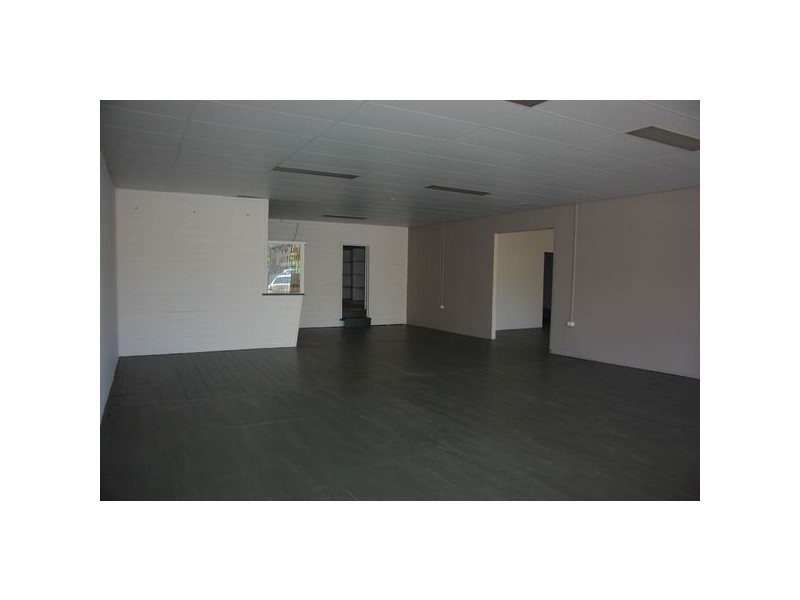 98-102 Lee Street, Wellington NSW 2820