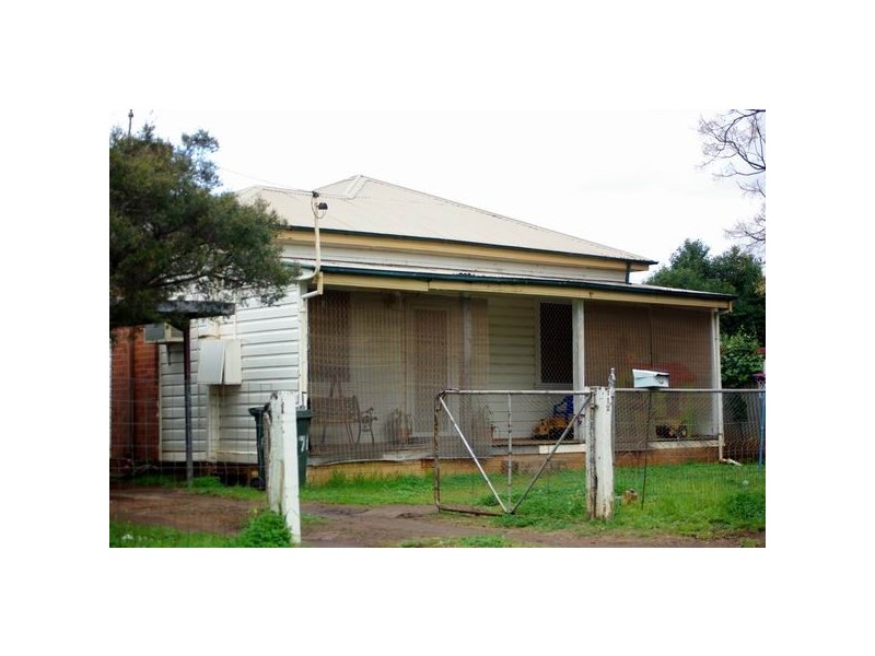 112 Pierce Street, Wellington NSW 2820