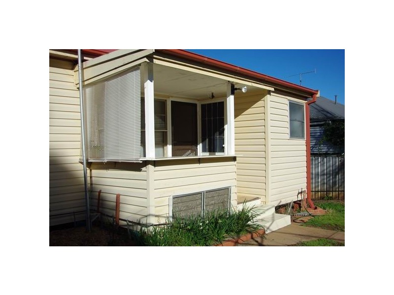 44 Short Street, Wellington NSW 2820