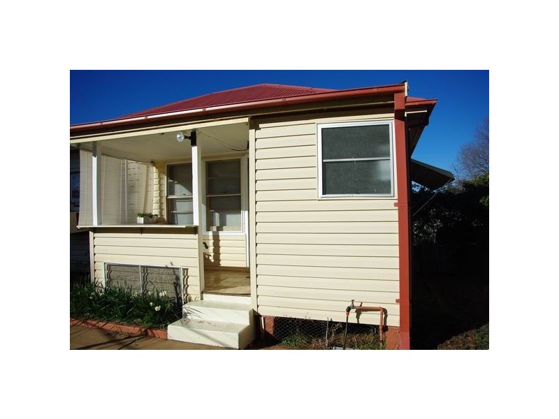 44 Short Street, Wellington NSW 2820