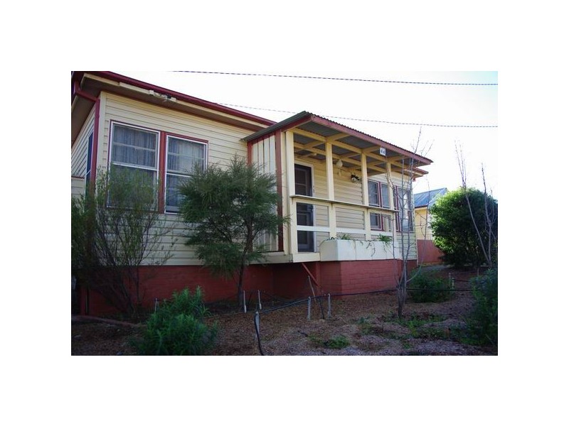 44 Short Street, Wellington NSW 2820