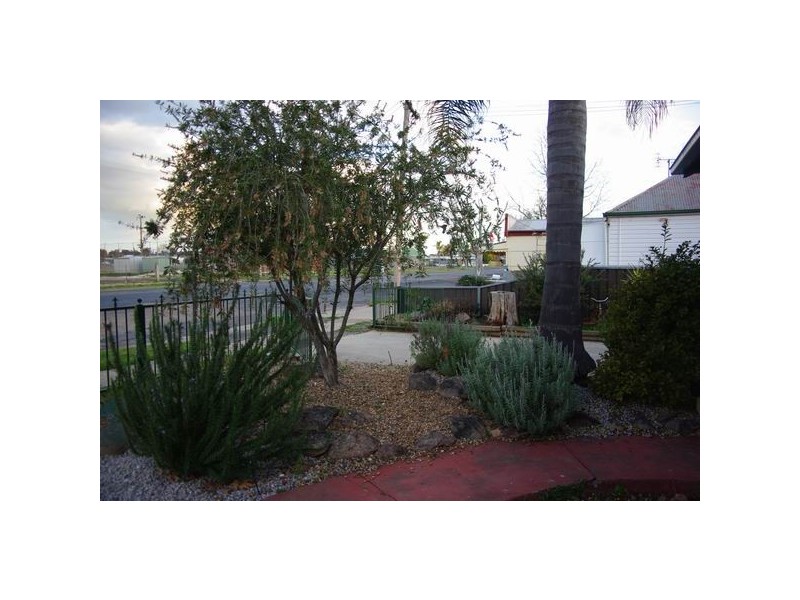 35 Simpson Street, Wellington NSW 2820