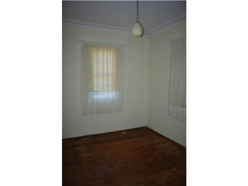 21 Montefiores Street, Wellington NSW 2820