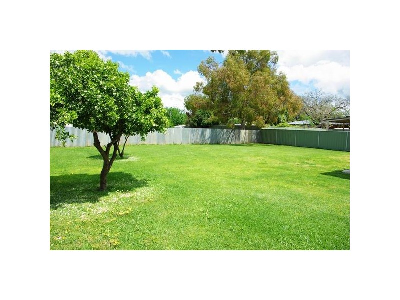 13 New Street, Wellington NSW 2820