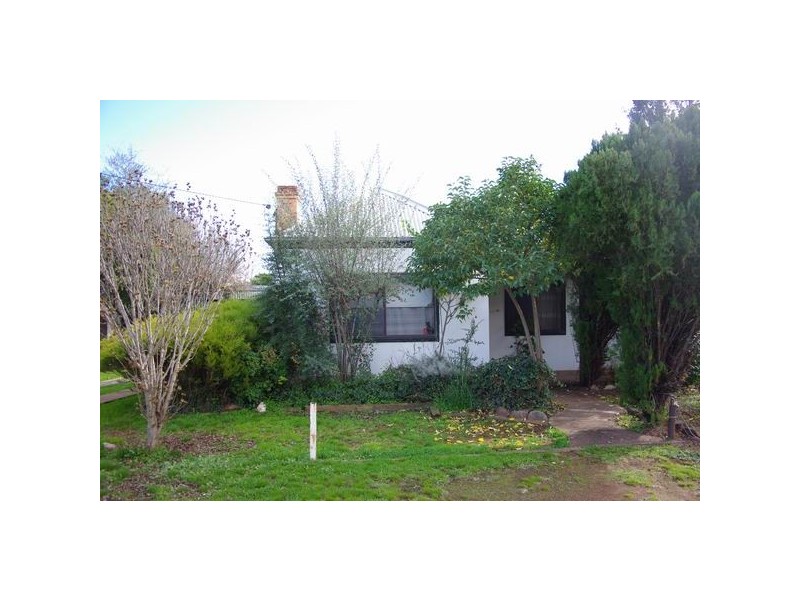 27 Arthur Street, Wellington NSW 2820