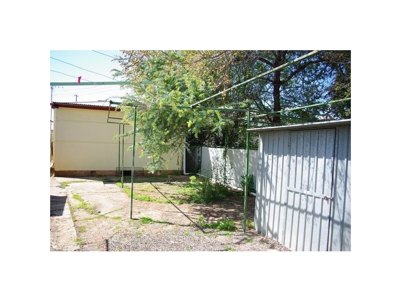 37a Simpson Street, Wellington NSW 2820