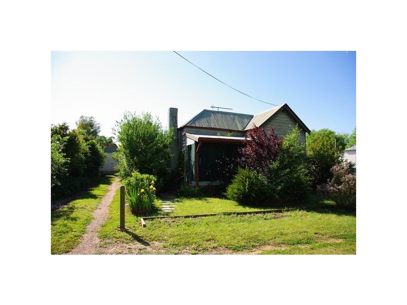 102 Pierce Street, Wellington NSW 2820