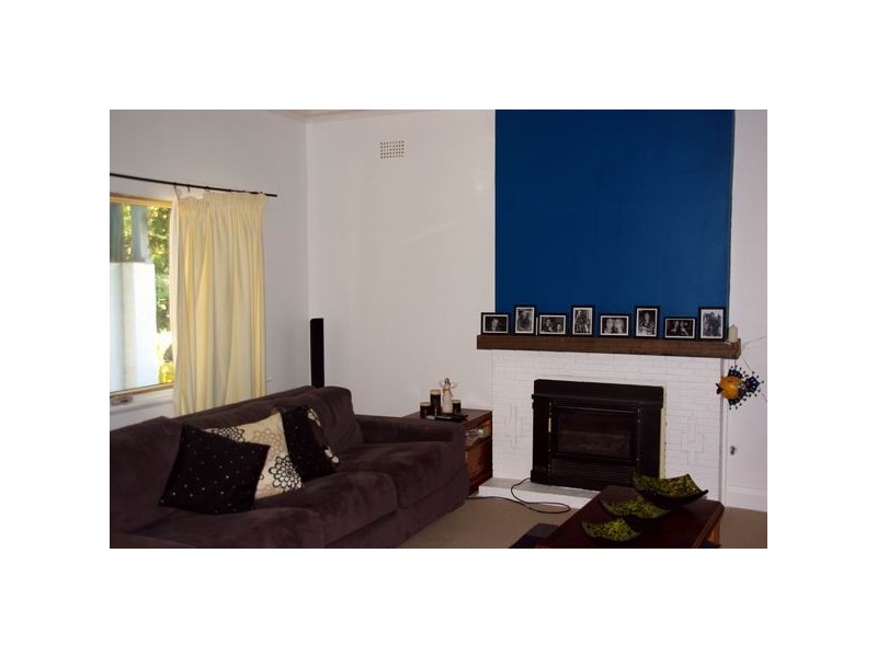 17 Raymond Street, Wellington NSW 2820