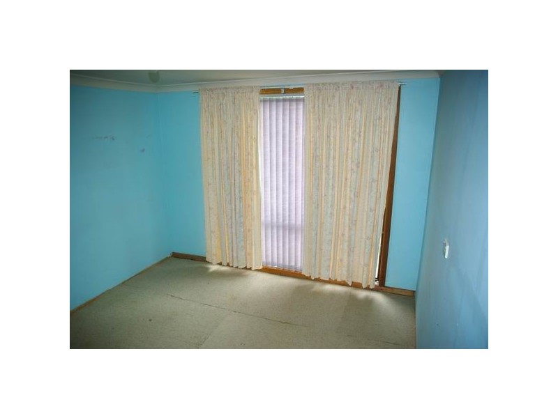 16 Samuel Street, Wellington NSW 2820