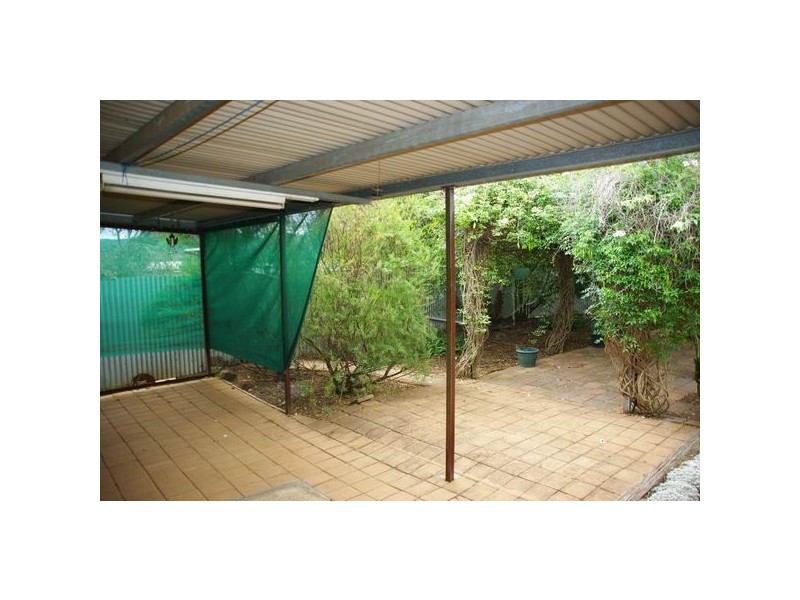 16 Samuel Street, Wellington NSW 2820