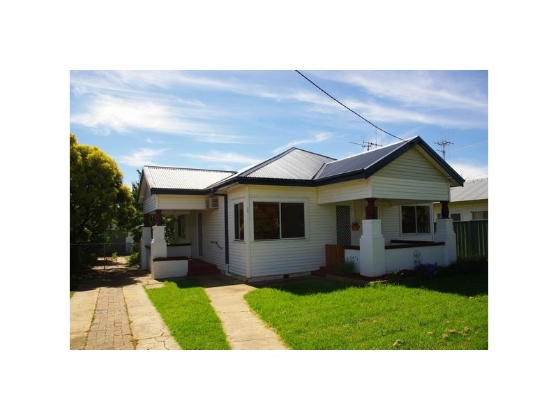 145 Percy Street, Wellington NSW 2820