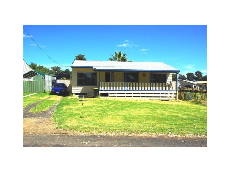 8 Narroogal Street, Mumbil NSW 2820