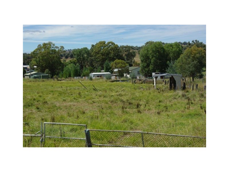 15 Apsley Crescent, Mumbil NSW 2820