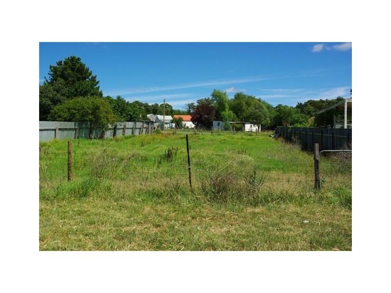 2 Naroogal Street, Mumbil NSW 2820